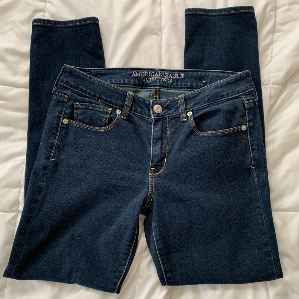 American Eagle Dark Wash Skinny Jeans - 8